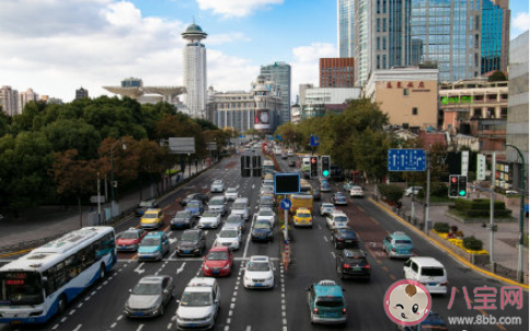 北京無車家庭棄號后十年內(nèi)不得搖號是怎么回事 北京搖號新政解讀