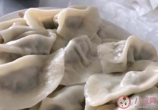 兒子第一次包餃子朋友圈怎么發(fā) 兒子第一次包餃子心情感慨