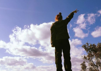 馬上就是2021年了的說(shuō)說(shuō) 2021年你好平安喜樂(lè)祝福語(yǔ)