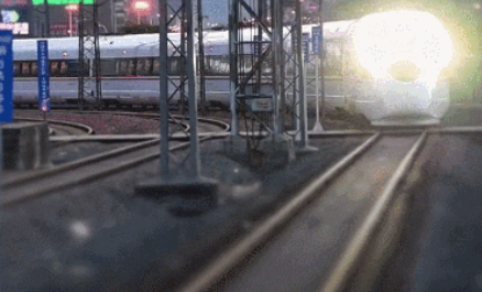 高鐵白天行駛時為什么也要開車頭照明燈 螞蟻莊園12月29日答案