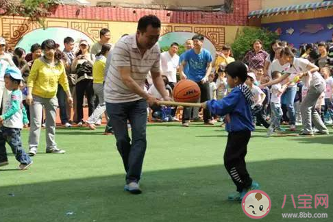 適合幼兒園元旦親子游戲有哪些 10個有趣又好玩的元旦親子游戲