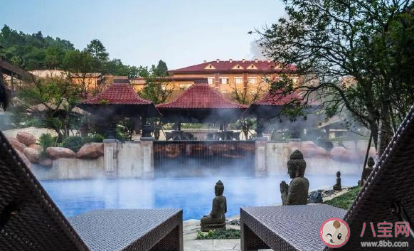 冬天泡溫泉發(fā)朋友圈說說 冬天泡溫泉放松幽默句子