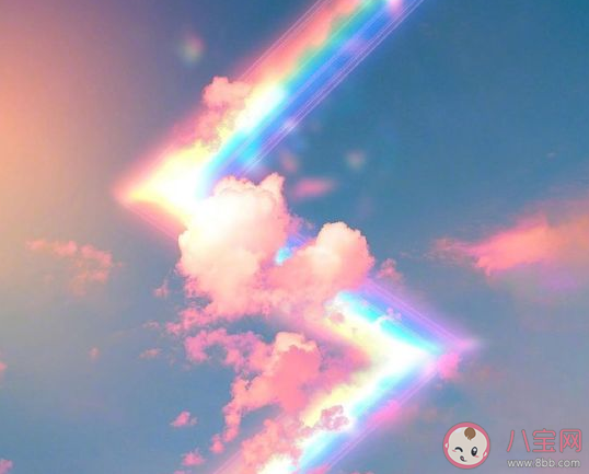 和喜歡的人一起跨年的句子大全 陪對(duì)象一起跨年心情說說