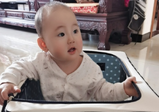 心疼兒子生病的心情說說 兒子生病母親擔心語句。