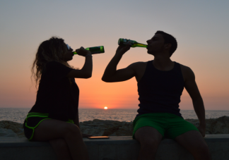 喝酒是如何引起心肌梗死的 過量飲酒的危害有多大