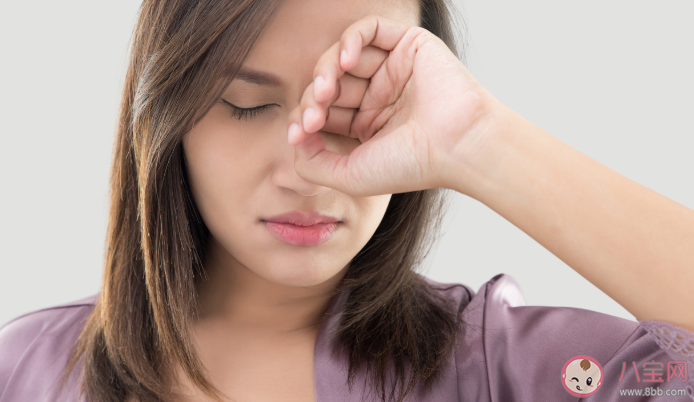 揉壓眼睛時有時眼前會出現光斑或奇怪的圖案這是因為什么 螞蟻莊園1月5日答案