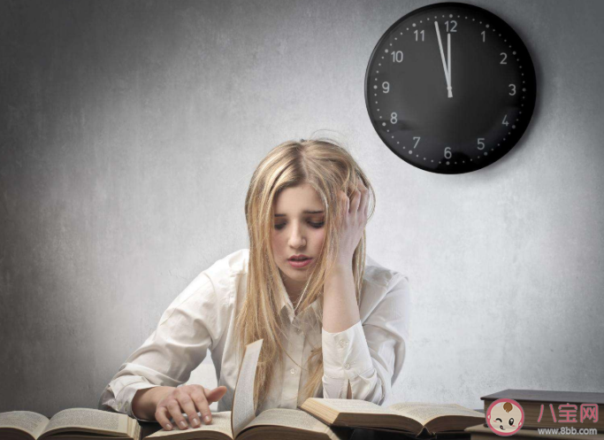 熬夜后要注重身體哪些部位的養(yǎng)護 熬夜后飲食要怎樣調(diào)整