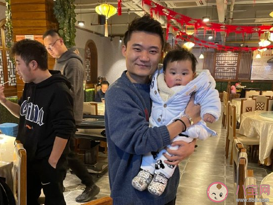 喜提兒子一枚朋友圈說說 喜添兒子報喜文案配文