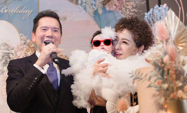 向佐郭碧婷女兒長什么樣 取名向芷什么意思