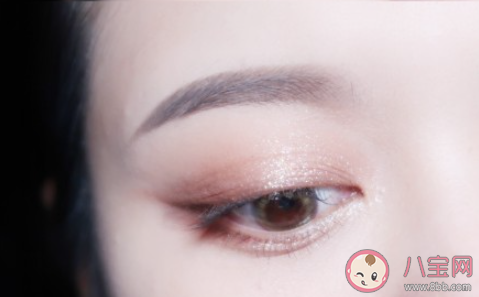 曇雅眼影哪幾個顏色好看 曇雅必入眼影盤點