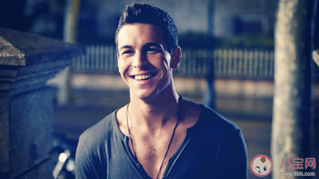 有哪些給男生的戀愛忠告 給男生的戀愛忠告小建議