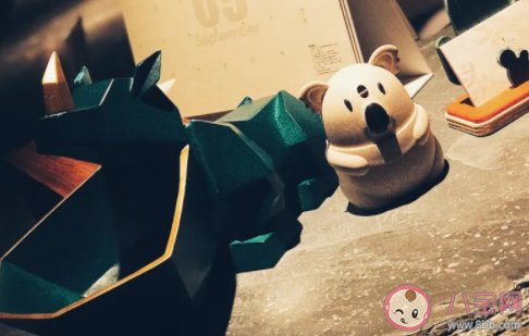 戀愛中成熟女人有哪些表現 不成熟有哪些特征