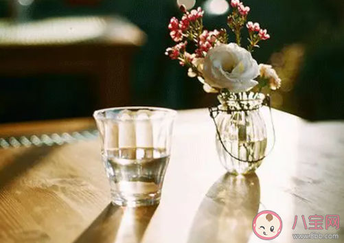 讓你永遠忘不掉的歌詞是什么 讓人記憶深刻的歌詞大全