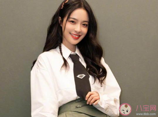 男人忘不掉白月光有什么表現 如何分辨男朋友心中有沒有白月光