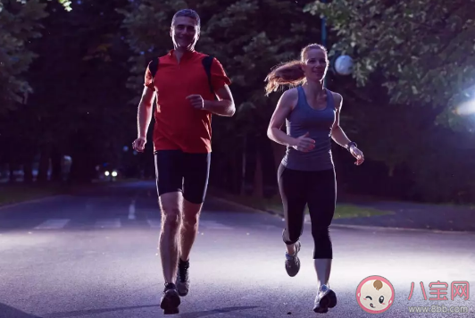 夜跑之后會不會影響睡覺質量 夜跑后要補充營養嗎