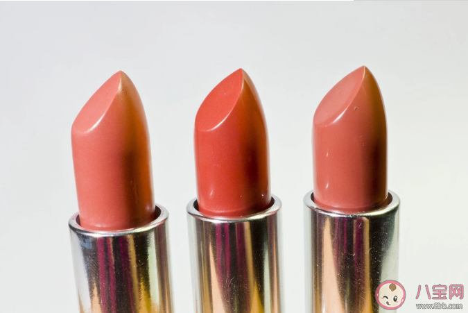 口紅過(guò)期后有什么危害 口紅過(guò)期味道會(huì)變嗎