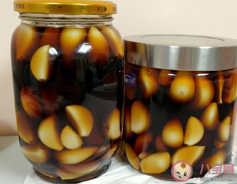 腌臘八蒜的發(fā)朋友圈說說 自己腌的臘八蒜文案大全