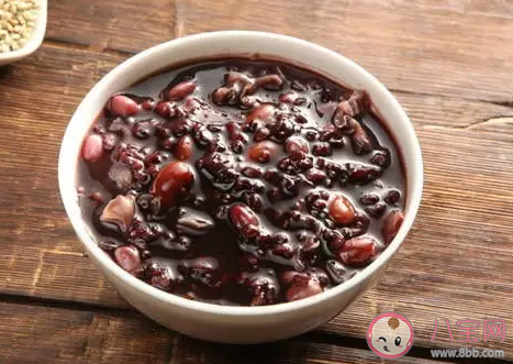 糖尿病人喝臘八粥如何控制血糖 糖尿病人喝粥要注意什么