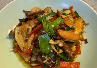 收到老家寄過來的臘肉發(fā)朋友圈說說 收到媽媽寄來的臘肉心情感言