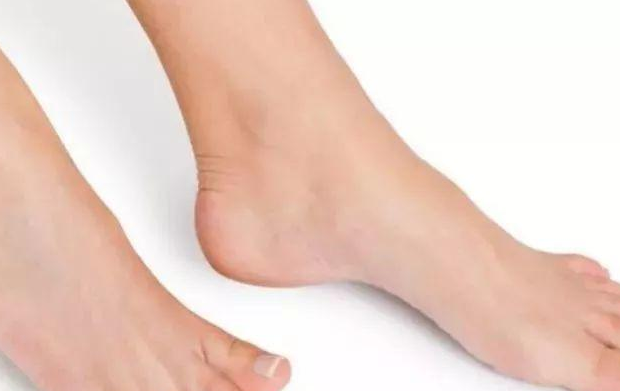 冬天腳汗多怎么回事什么原因 去腳汗小妙招