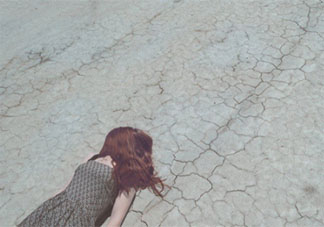 曖昧階段怎樣讓對(duì)方知道你生氣了 如何向曖昧對(duì)象表達(dá)吃醋