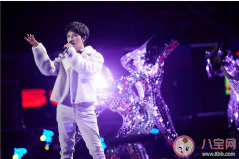 搜狐2020年藝人紅黑榜單完整版 搜狐2020年度媒體眼中的藝人黑榜 搜狐2020年藝人紅黑榜單完整版 搜狐2020年度媒體眼中的藝人黑榜