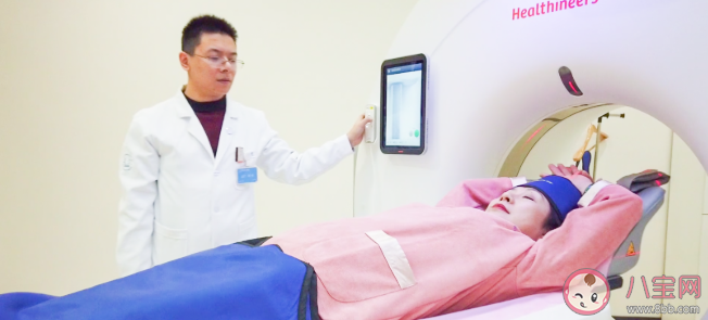 體檢查出結(jié)節(jié)會(huì)變成癌癥嗎 怎么判斷結(jié)節(jié)的性質(zhì) 體檢查出結(jié)節(jié)會(huì)變成癌癥嗎 怎么判斷結(jié)節(jié)的性質(zhì)