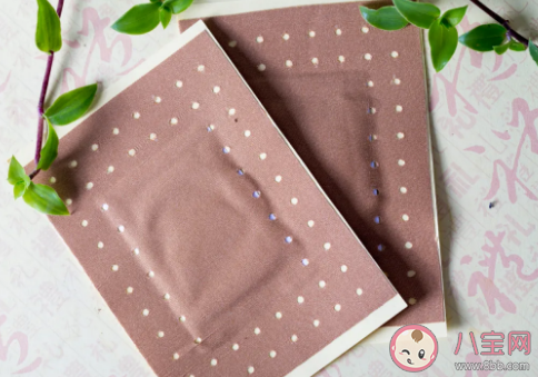 貼膏藥時正確的貼法是什么 貼完膏藥皮膚癢小妙招