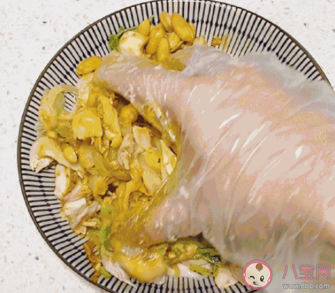 酸辣麻醬手撕雞怎么做 雞肉美味食譜大全