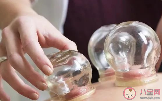 拔罐拔出好多黑瘀血塊是怎么回事 拔火罐真的有用嗎