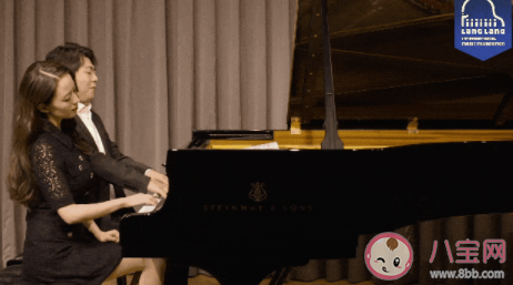 朗朗吉娜兒子會學鋼琴嗎 孩子從小學鋼琴的好處 朗朗吉娜兒子會學鋼琴嗎 孩子從小學鋼琴的好處