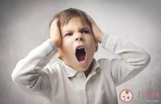 逛商店孩子非要買玩具父母怎么做 寶寶要玩具時哭鬧怎么辦