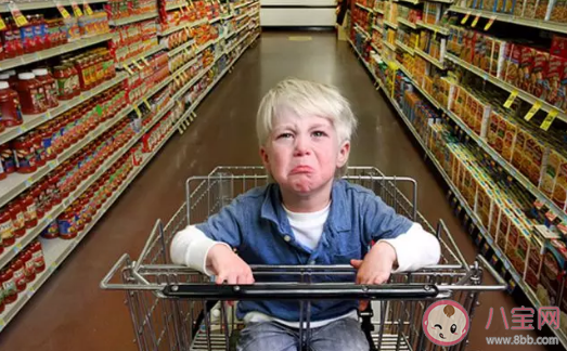 逛商店孩子非要買玩具父母怎么做 寶寶要玩具時哭鬧怎么辦