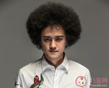 只要你相信我閉上眼就能到達是什么歌 《送你一朵小紅花》歌詞在線聽歌