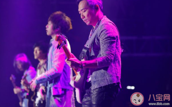 有哪些歌詞可以寫進作文 可以當做作文素材的歌詞大全 有哪些歌詞可以寫進作文 可以當做作文素材的歌詞大全