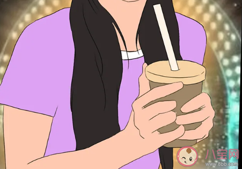 奶茶消費者吐槽紙吸管是什么原因 紙吸管喝奶茶為什么不方便