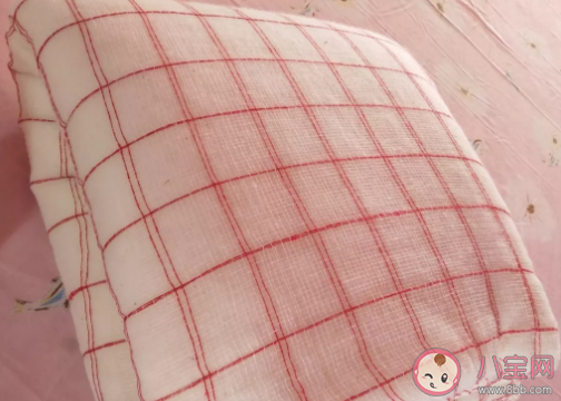 怎么判斷買的被子是不是黑心棉做的 棉被質量等級劃分 怎么判斷買的被子是不是黑心棉做的 棉被質量等級劃分