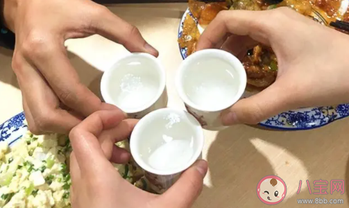 白酒和啤酒一起兌著喝會更容易醉嗎 螞蟻莊園2月10日答案 白酒和啤酒一起兌著喝會更容易醉嗎 螞蟻莊園2月10日答案