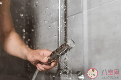 夫妻性生活結(jié)束后需要清洗陰部嗎 性生活清洗會降低泌尿系感染嗎