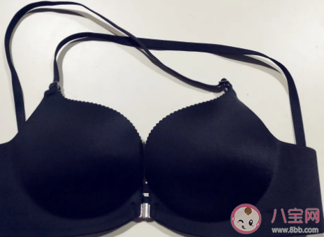 新買(mǎi)的內(nèi)衣有味道如何快速祛除 內(nèi)衣味道重是怎么回事 新買(mǎi)的內(nèi)衣有味道如何快速祛除 內(nèi)衣味道重是怎么回事