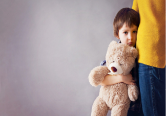 孩子慢熱怎么幫助孩子社交 孩子慢熱怎么讓他更自信