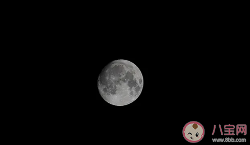 抖音他站在地球的另一邊看月亮是什么歌 關(guān)于月亮的小詩