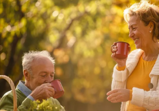藿香正氣水之后還能喝啤酒嗎 喝完藿香正氣水多久可以喝啤酒