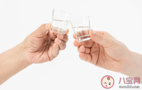 過量飲酒對大腦影響長達6周是真的嗎 怎樣才算適量飲酒