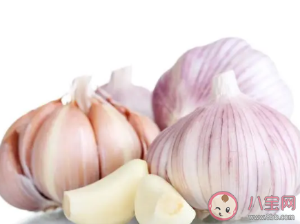 吃白菜對高血壓的人來說能降血脂嗎 高血脂可以吃白菜嗎