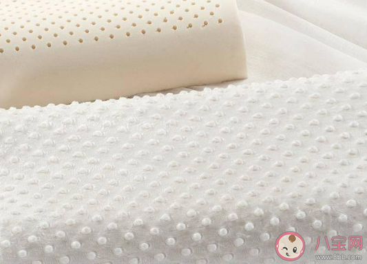 乳膠枕放在行李箱會被壓壞嗎 買回來的乳膠枕怎么保養 乳膠枕放在行李箱會被壓壞嗎 買回來的乳膠枕怎么保養