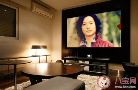 手機(jī)能取代電視嗎 電視會不會退出歷史舞臺 手機(jī)能取代電視嗎 電視會不會退出歷史舞臺