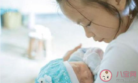 當代年輕人不生孩子的原因是什么 為什么年輕人不愿意生孩子了