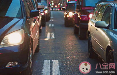 為什么建議平日降低高速費(fèi)代替節(jié)假日免費(fèi) 這樣做有何好處 為什么建議平日降低高速費(fèi)代替節(jié)假日免費(fèi) 這樣做有何好處