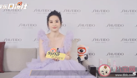 劉亦菲用了18年的椅子是怎樣的 還有9年的圍巾10年的羽絨服